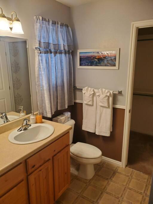 I Deal Lake Powell Home 3Br, Jacuzzi, Bbq, Firepit Page Exterior photo